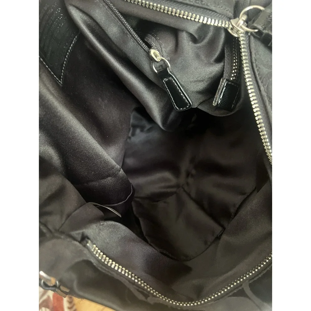 Coach Y2K Poppy Black Signature Fabric and Patent Leather Daisy Tote F20101 🖤